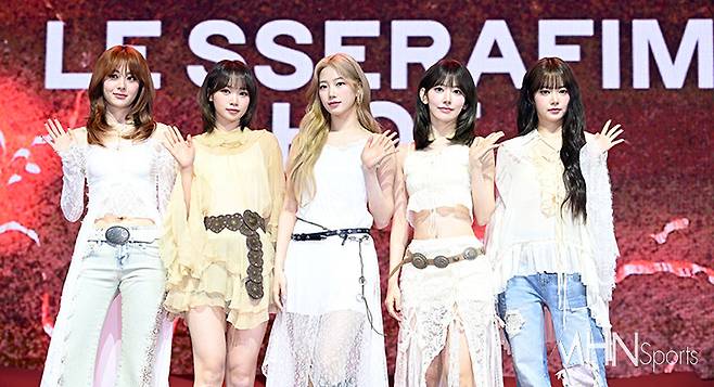 사진=르세라핌ⓒ머스트해브뉴스 DB