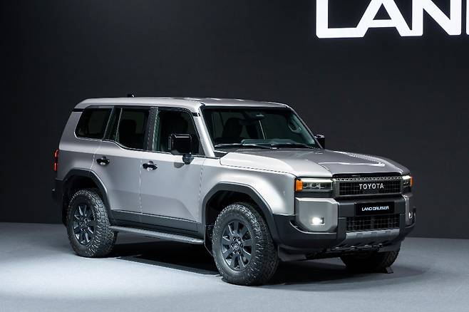 토요타 랜드크루저250