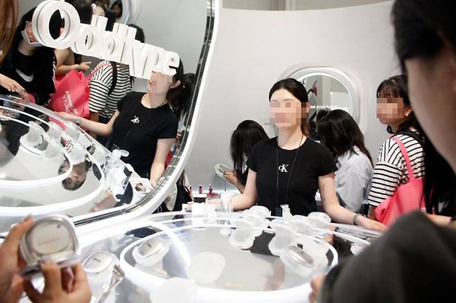 내부 팝업에는 무신사 스탠다드의 자체 브랜드(PB)도 자리하고 있었다.ⓒ데일리안 남가희 기자