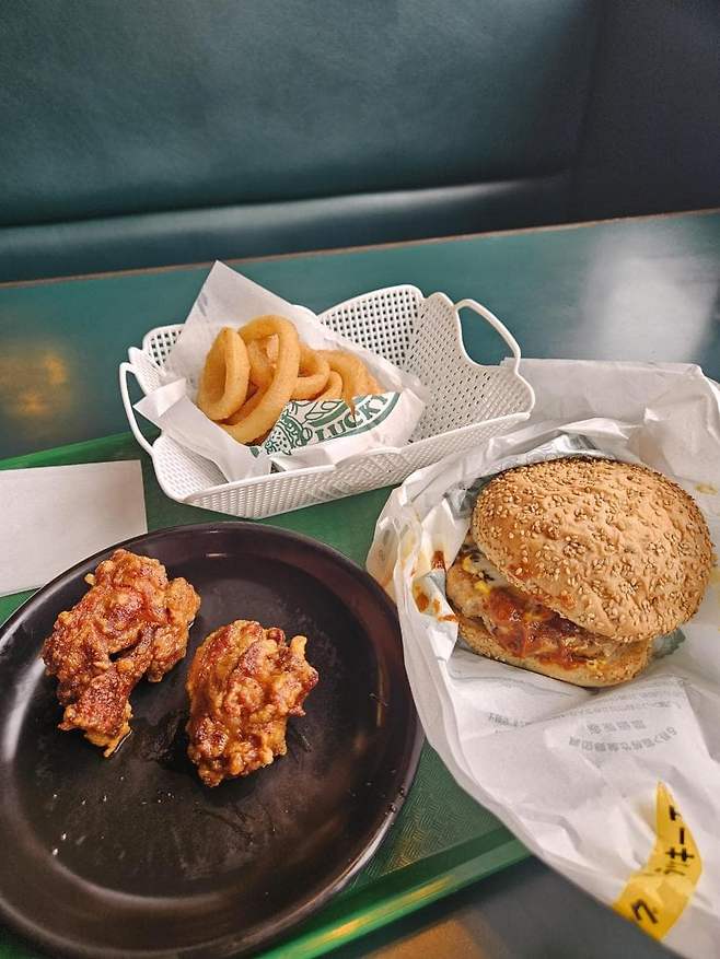 7af3da36e2f206a26d81f6e64781716d8a42