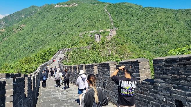 [만리장성 모습]