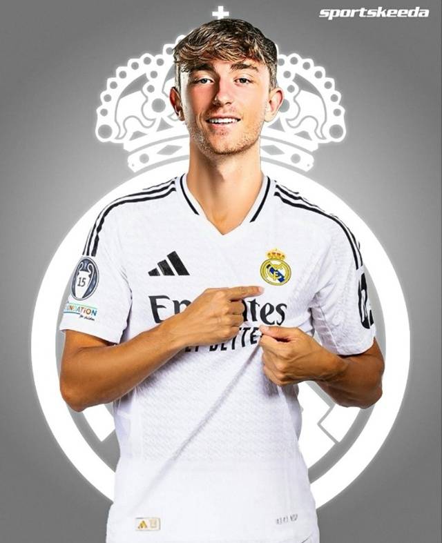 딘 후이센 합성 사진. /사진=스포츠키다 SNS