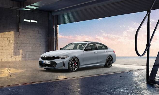BMW M340i 프로 프로즌 브루클린 그레이 에디션. ⓒBMW코리아