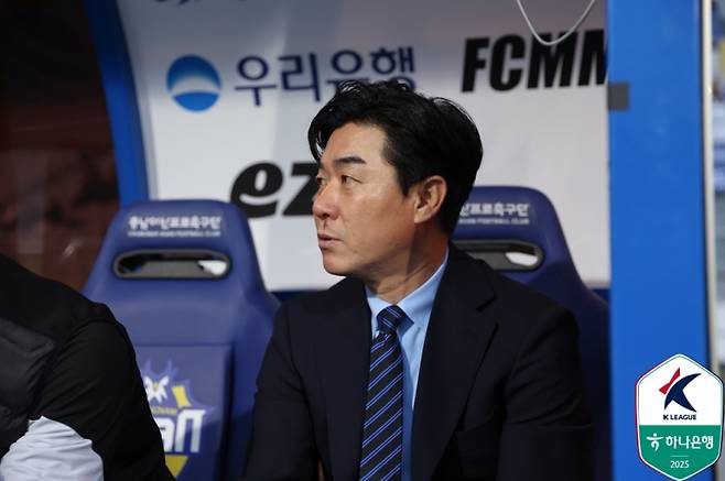 윤정환 인천 유나이티드 감독. 사진=프로축구연맹