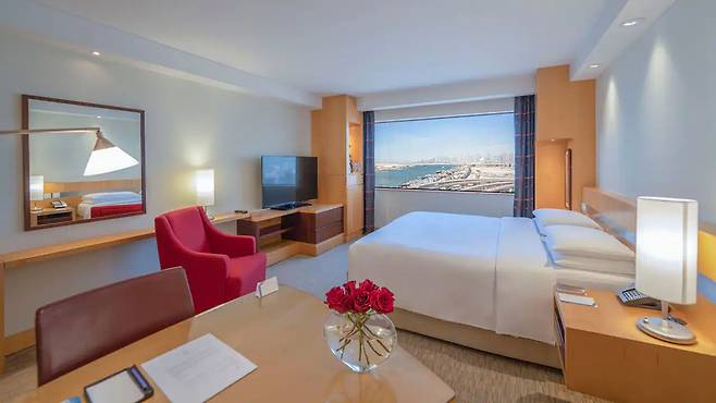 하얏트 리젠시 두바이 씨뷰 객실. 사진제공|팜투어