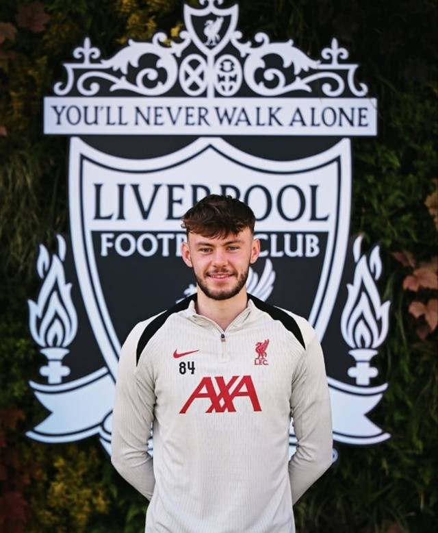 코너 브래들리 재계약 오피셜. /사진=리버풀 SNS