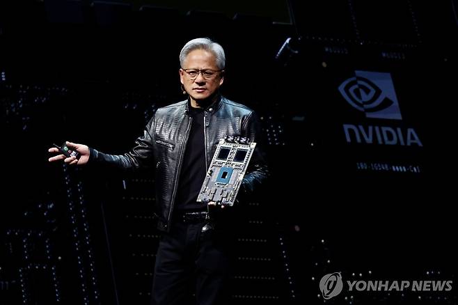 컴퓨텍스 2024 참가한 젠슨황 엔비디아 CEO [EPA 연합뉴스 자료사진. 재판매 및 DB 금지]