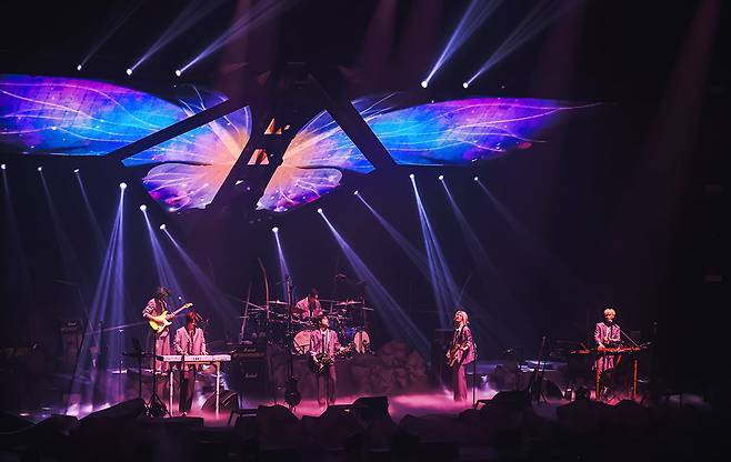 엑스디너리 히어로즈/ 사진 제공=JYP