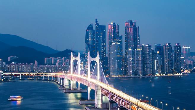 부산광안대교 전경./부산시