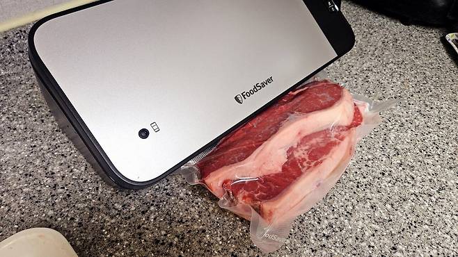 20250517_175831.jpg 저녁 코스트코 통 채끝등심 손질해서 냠냠