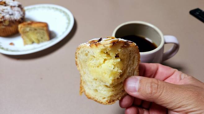 20250518_224420.jpg 저녁 코스트코 통 채끝등심 손질해서 냠냠