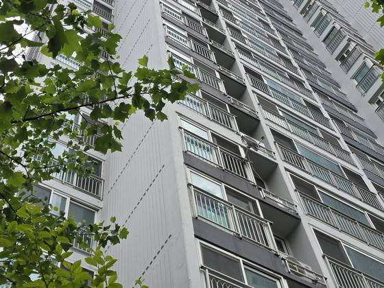 납치 살인 사건 가해자와 피해자가 거주하던 경기 화성 동탄신도시의 한 아파트. 손성배 기자