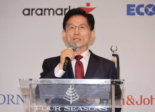 ▲ 국민의힘 김문수 대선 후보가 19일 서울 종로구 포시즌스 호텔에서 열린 주한미국상공회의소(암참) 간담회에서 인사말을 하고 있다. 연합뉴스