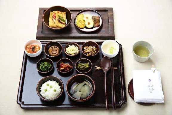 서울 진관사의 사찰음식.