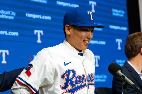 김성준이 텍사스 레인저스 입단식을 가졌다. 사진 제공= 리코스포츠에이전시