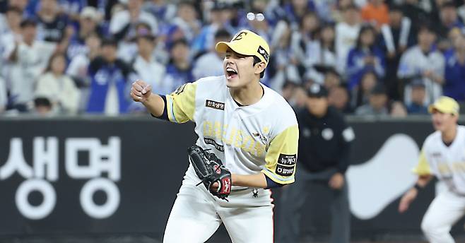 한화 이글스 투수 문동주가 최근 부진에 빠진 팀을 구하기 위해 선발 마운드에 오른다. 사진은 한화 이글스에서 활약 중인 문동주의 모습. /사진=뉴스1