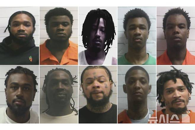 [뉴올리언스= AP/뉴시스] 뉴올리언스 경찰이 배포한 교도소 탈옥범들의 수배 사진들. 19세에서 42세의 이들은 살인에서 폭행, 가정 폭력, 특수 폭행등 갖가지 죄목으로 수감되어 있다가 변기 뒤에 구멍을 뚫고 터널을 만들어 탈옥했다고 미 연방 수사국(FBI)이 현상 수배를 통해 밝혔다. 2025. 05. 19.