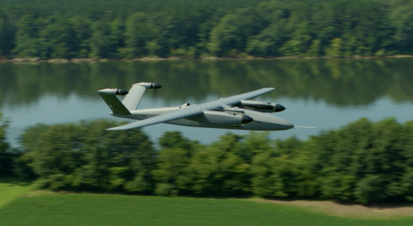 미 육군이 추진한 미래 무인 전술 항공 시스템(FTUAS) 사업의 증분 2차에서 경쟁한 그리폰 에어로스페이스의 발리안트 드론. 미 육군은 2023년 그리폰과 텍스트론을 2차 사업자로 최종 선정하고 최근까지 평가를 진행했다가 도널드 트럼프 행정부 들어 사업 중단을 발표했다. 출처=미 육군