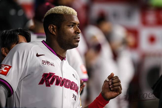 ▲ 푸이그는 18일까지 시즌 40경기에서 타율 0.212, 6홈런, 20타점, OPS(출루율+장타율) 0.625에 그친 끝에 결국 한국을 떠날 전망이다. ⓒ 키움 히어로즈