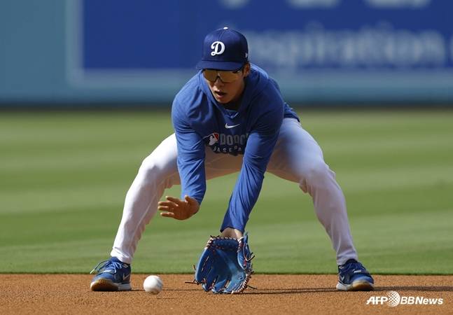 수비 훈련을 하고 있는 김혜성. /AFPBBNews=뉴스1