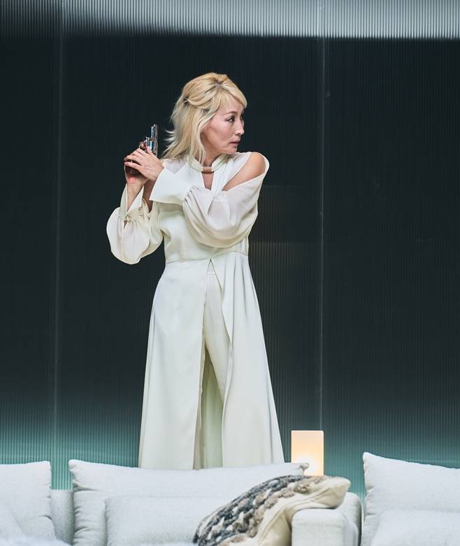 연극 헤다 가블러, 이혜영