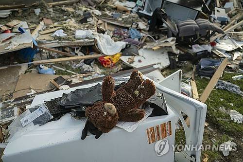 토네이도 피해 입은 켄터키주 로렐 카운티 [EPA=연합뉴스]