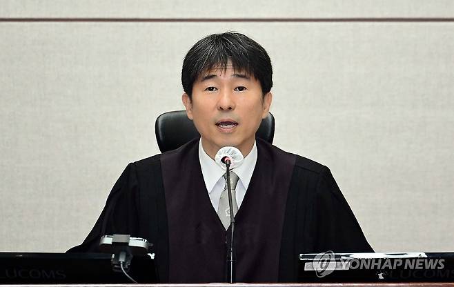 발언하는 지귀연 부장판사 [연합뉴스 자료사진]