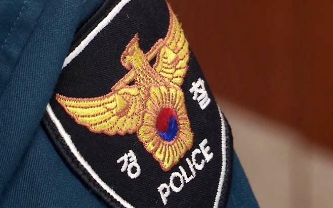 경찰 견장 [연합뉴스TV 제공]