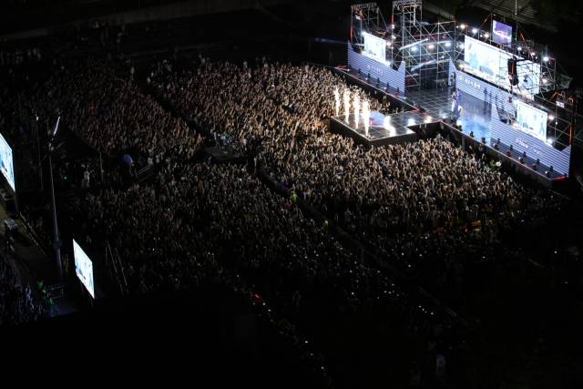 지난해 열린 부산대학교 축제 ‘대동제’에서 학생들이 축제를 즐기고 있다. 지난해 부산대 축제는 유명 아이돌을 불러모아 화제가 됐다. 부산대 제공