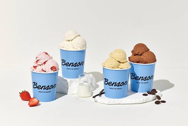 벤슨의 클래식 라인 4종. 왼쪽부터 스트로베리, 저지밀크&말돈솔트, 퓨어 메이플 바닐라빈, 퓨어 허니 탄자니아. (한화갤러리아 제공)