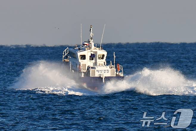 사고 현장으로 출동하는 경북 포항해양경찰서 연안구조정.(뉴스1 자료, 재판매 및 DB 금지) ⓒ News1 최창호 기자