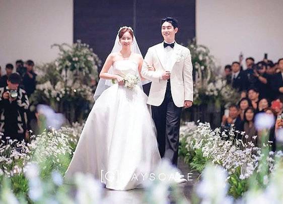 4월 결혼식을 올린 5살 연상연하 커플 트로트 가수 은가은과 박현호.&nbsp;