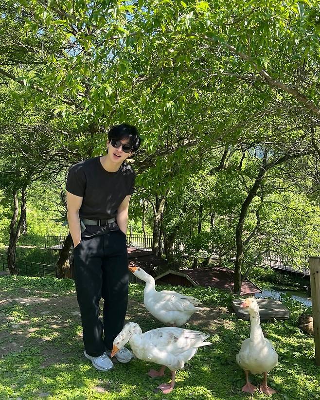 인스타그램 @dongyoon_0712