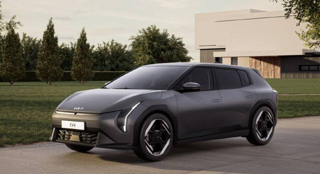 기아 EV4 해치백. 기아 영국 홈페이지