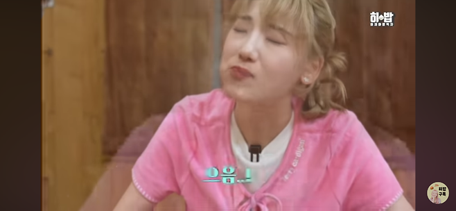 제주 향토음식을 맛본 히밥이 특유의 리액션으로 깊은 맛을 표현하고 있다. (히밥 유튜브 제공)