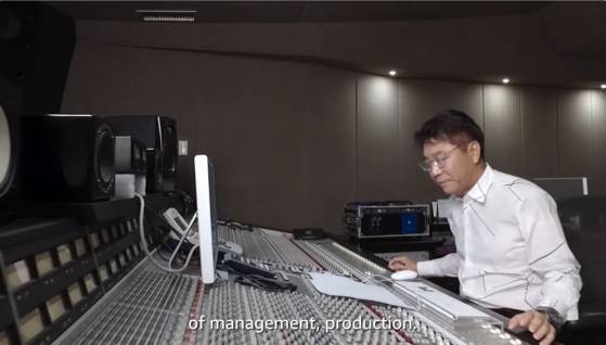 이수만은 "보아의 성공은 본인이 열심히 해서 그런 위치까지 오른 것"이라고 전했다. 사진 아마존 프라임 비디오