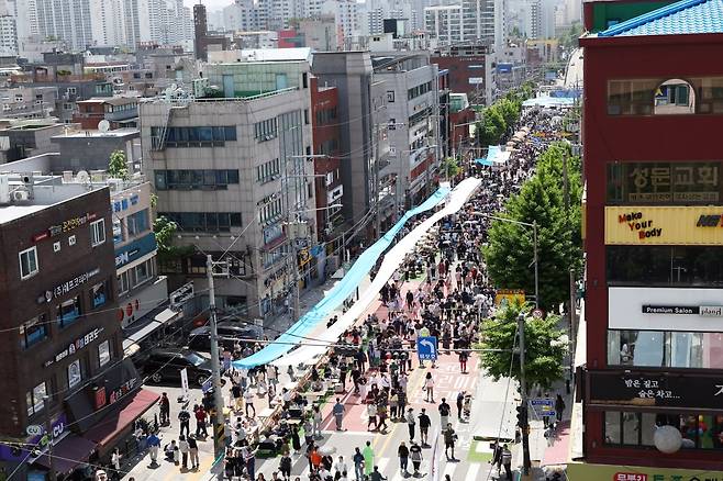지난해 제2회 경춘선 공릉숲길 커피축제를 찾은 시민들. 노원구 제공