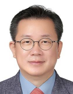 신응철 한국기독교철학회 신임회장.  한국기독교철학회 제공