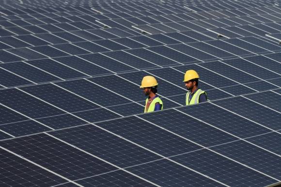 파키스탄 파이슬라바드 인근의 태양광 발전 설비. 로이터 연합뉴스