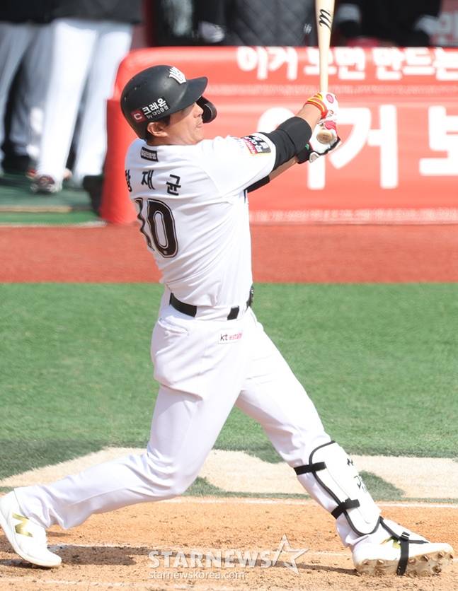 KT 위즈 황재균. /사진=김진경 대기자