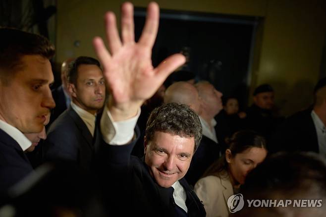 니쿠쇼르 단 루마니아 대통령 당선자 [AP 연합뉴스 자료사진. 재판매 및 DB 금지]