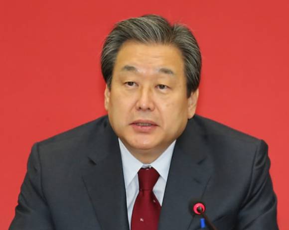 지난 2014년 당시 김무성 새누리당 대표가 국회에서 열린 최고위원회의에서 모두발언하고 있다. [사진=연합뉴스]