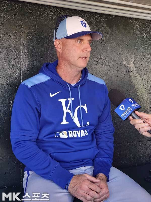 맷 콰트라로 캔자스시티 감독이 인터뷰를 갖고 있다. 사진(美 샌프란시스코)= 김재호 특파원