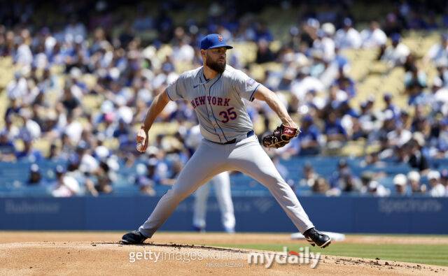 시카고 화이트삭스 유니폼을 입는 아드리안 하우저./게티이미지코리아