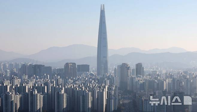 [서울=뉴시스] 김금보 기자 = 서울시내 아파트 단지. 2024.12.08. kgb@newsis.com