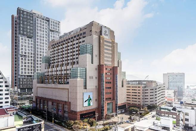 롯데백화점 마산점 전경. 창원시 제공