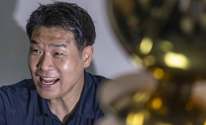 창원 LG 28년 만의 우승 이끈 조상현 감독 (서울=연합뉴스) 황광모 기자 = 프로농구 창원 LG의 28년 만의 우승을 이끈 조상현 감독이 21일 서울 강남구 KBL에서 연합뉴스와 인터뷰를 하고 있다. 2025.5.21 hkmpooh@yna.co.kr