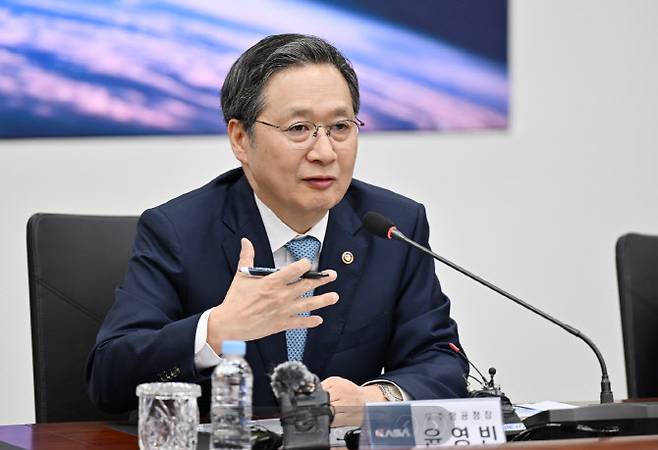 윤영빈 우주항공청장이 21일 우주항공청에서 열린 ‘개청 1주년 기자간담회’에서 질의에 답변하고 있다.(사진=우주항공청)