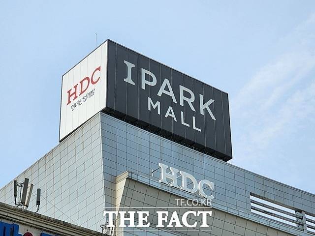 HDC현대산업개발이 광주 화정 아이파크 붕괴사고와 관련해 최근 1년 간 영업정지 처분을 받았다. 회사는 "가처분 신청을 하고 행정처분 취소소송을 통해 대응하겠다"며 "향후 정비사업 수주에도 지장이 없을 것"이라는 입장이다. /더팩트 DB