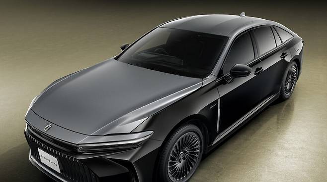 토요타 크라운 Z "THE 70th" 스페셜 모델